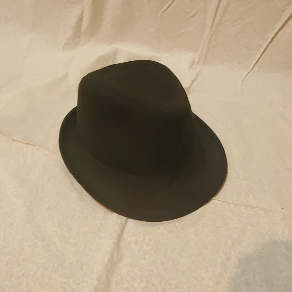 Women's fedora